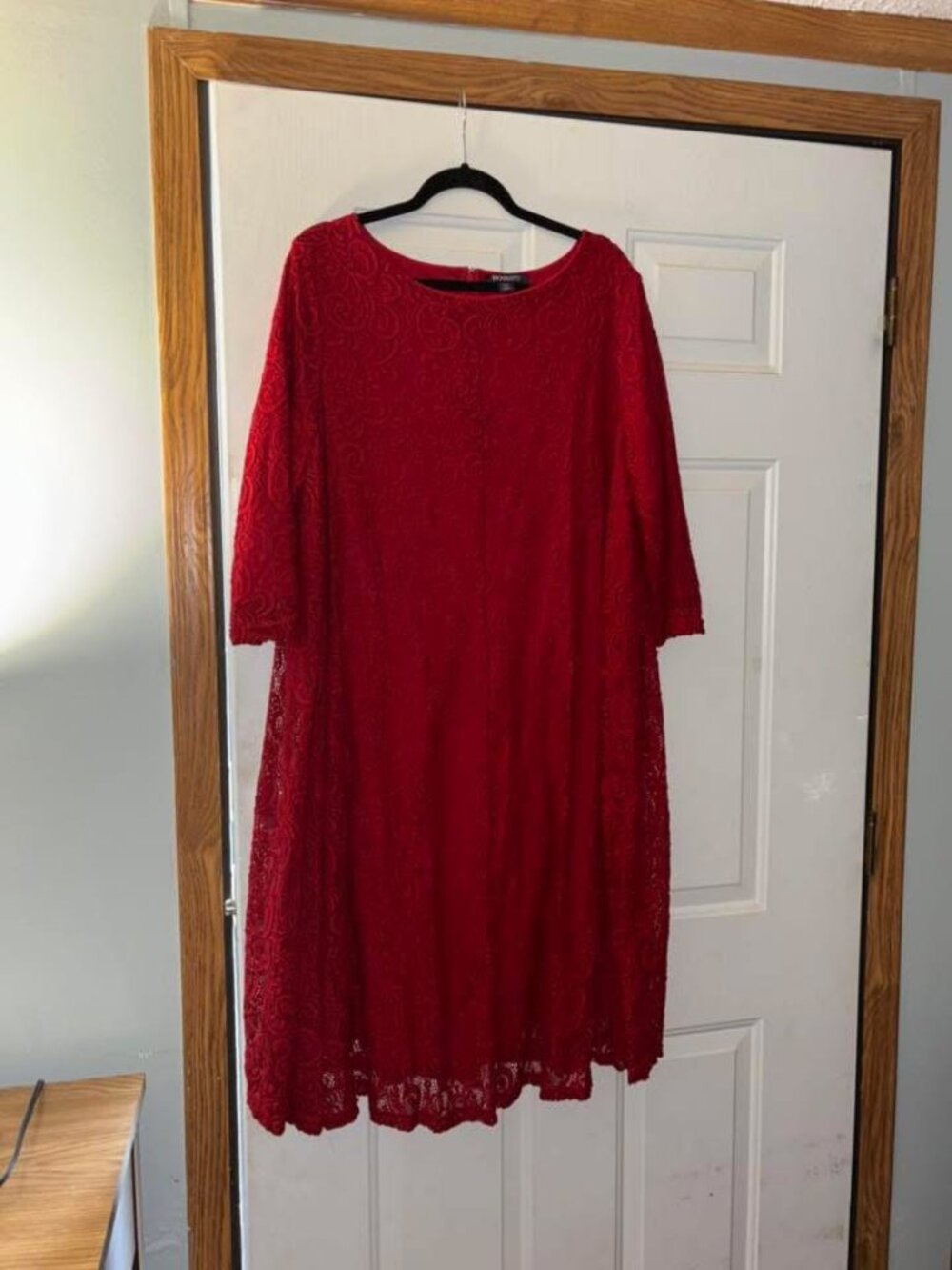 Plus-Size 3/4 Sleeve Boatneck Lace Swing Dress